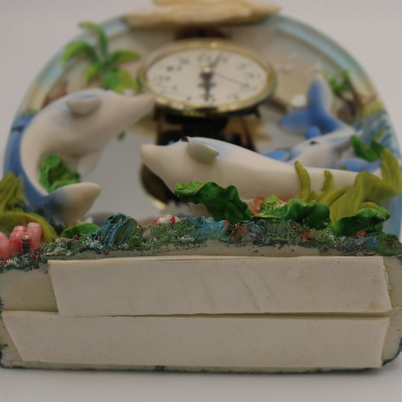 Dolphin Pendulum Clock - Picture 7 of 16
